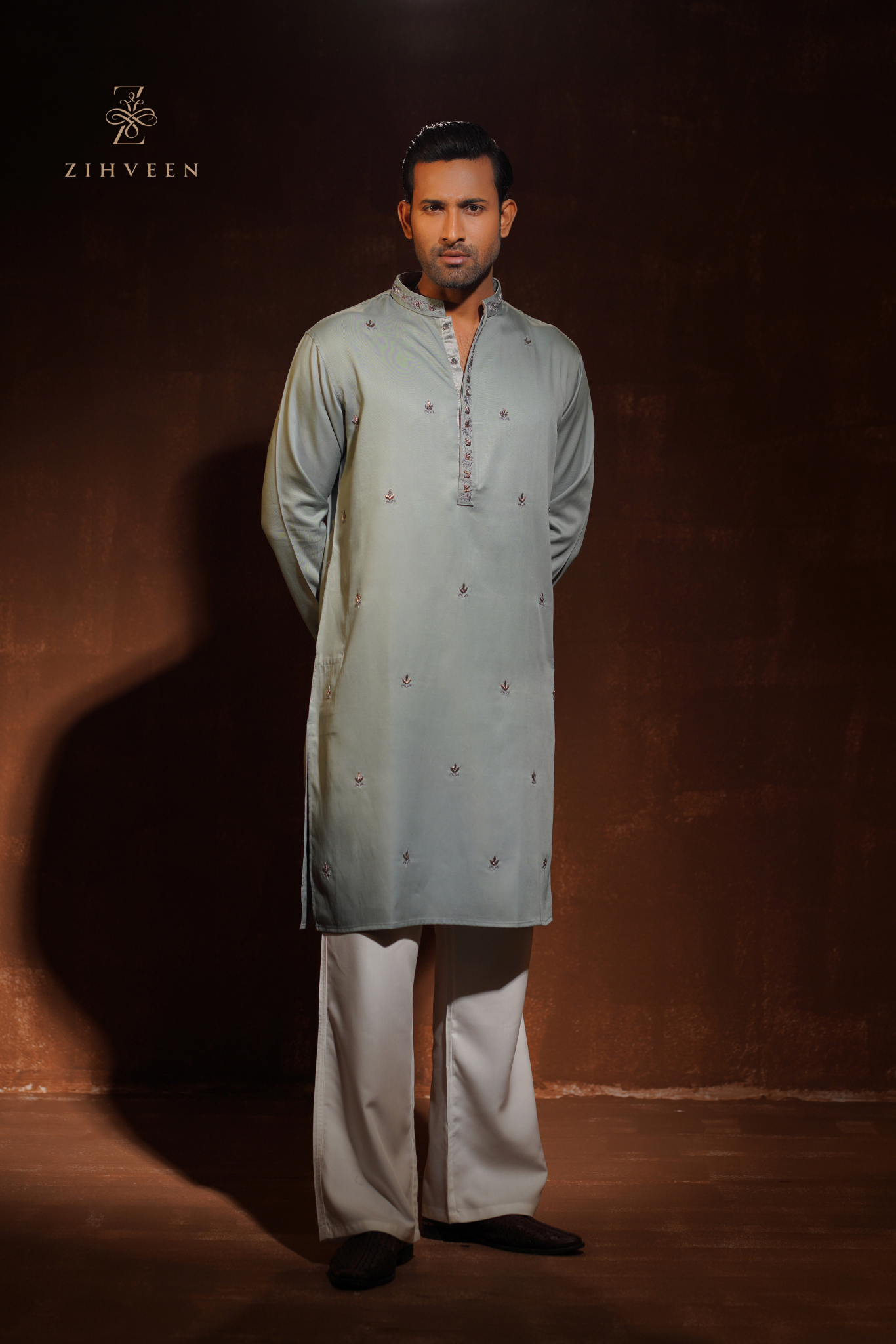 Exclusive Topez Green with allover motif zardoji & collar-button zardoji - view 2