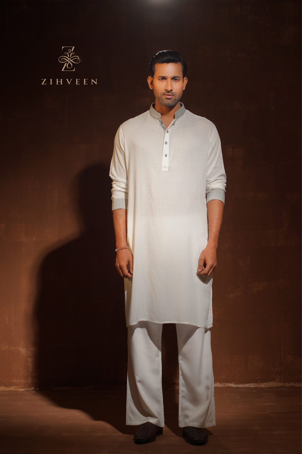 White with Silver Fusion - view 2