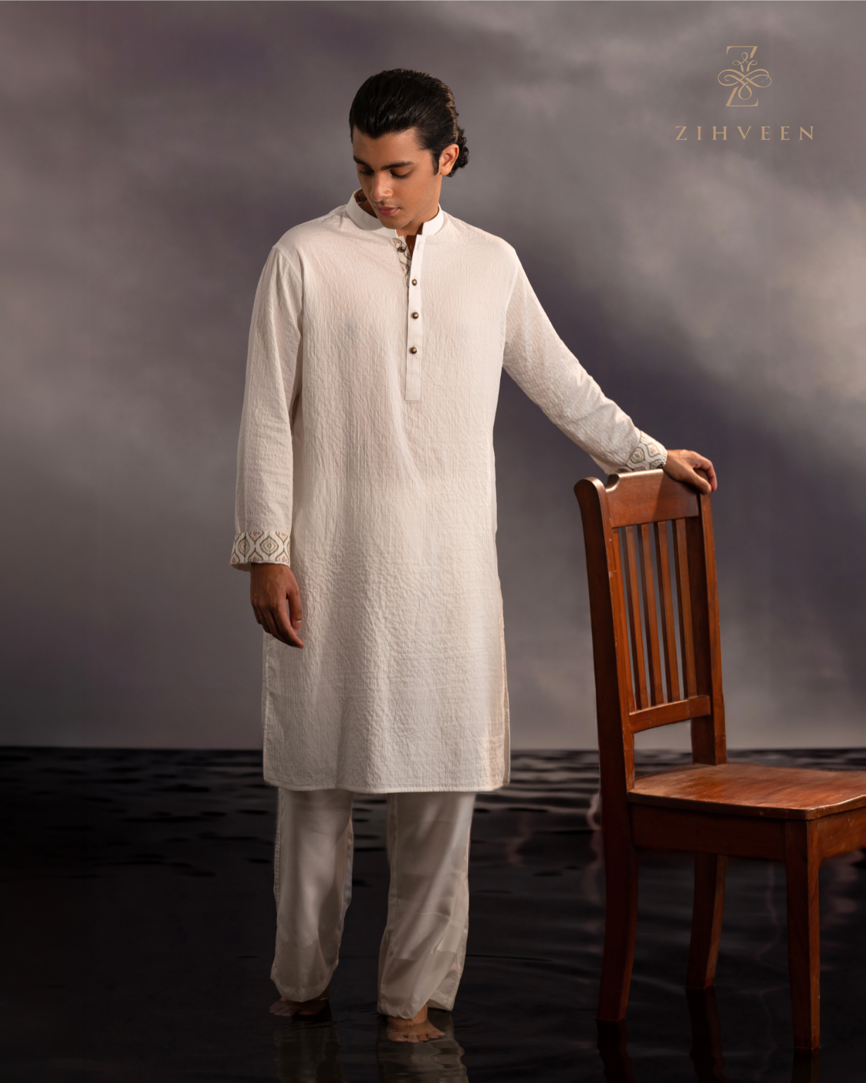 White stripe with Elegant button - view 2