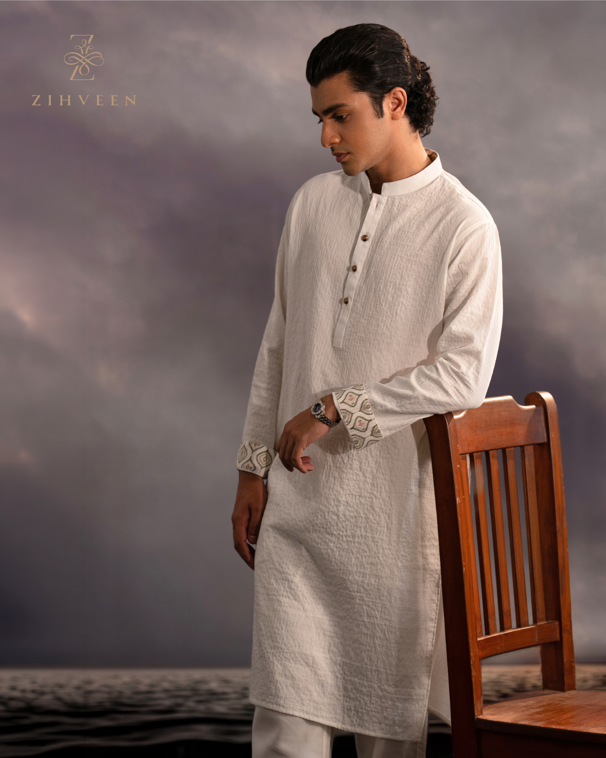 White stripe with Elegant button - view 3